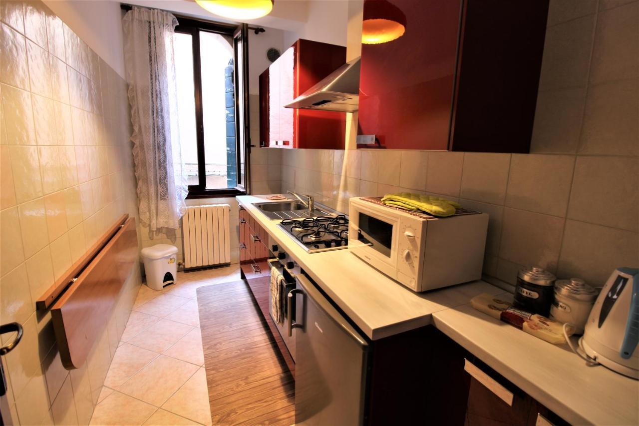 Central And Spacious Apartment 威尼斯 外观 照片